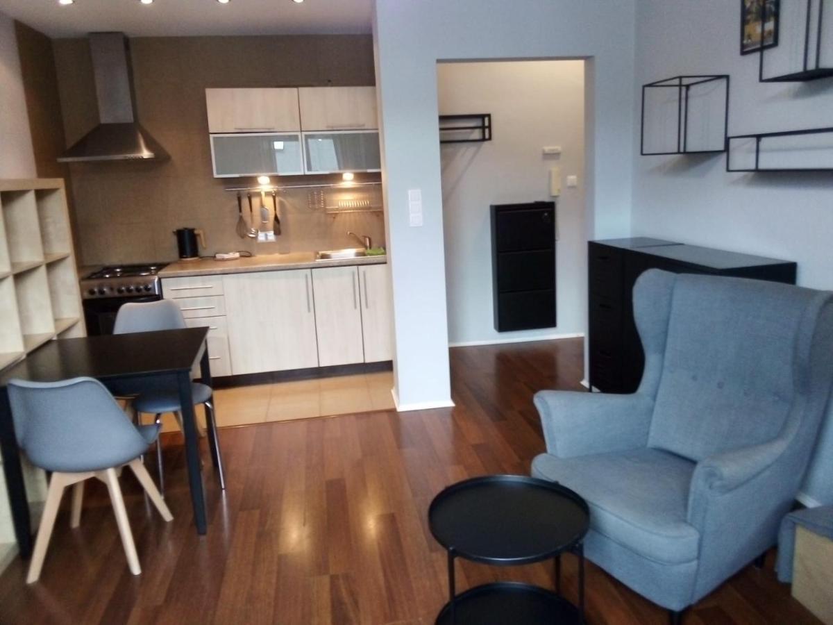 ורשה Art Dreams Apartament Chmielna 14 מראה חיצוני תמונה